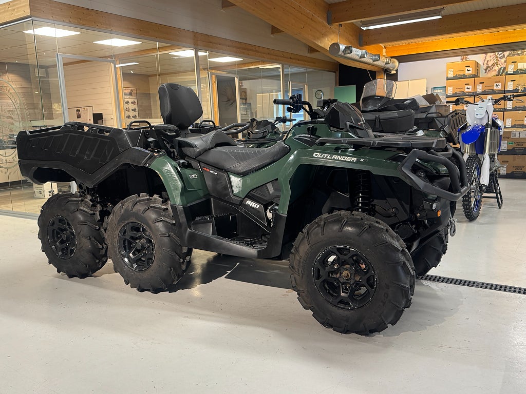 Can-Am Outlander MAX 6x6 650 *avdragbar moms* 