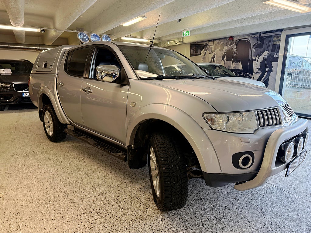 Mitsubishi L200 Dobbelcab 2.5 4x4 Automatisk, 5-trinn, 178hk, 2010