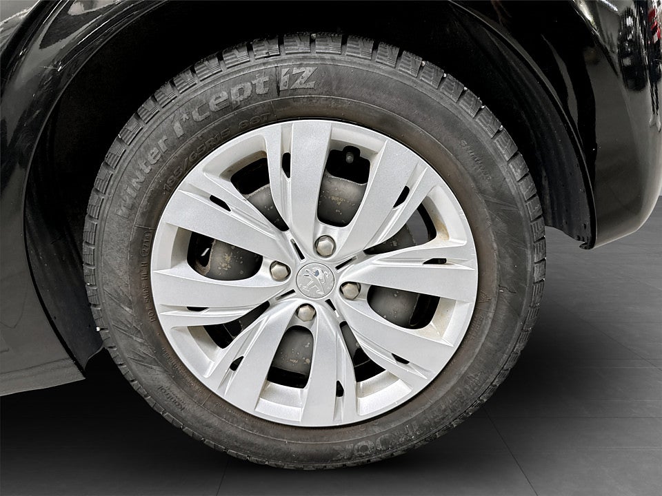 Bild på Peugeot 208 5D Active 1.2 VTi 82hk Aut FARTHÅLLARE