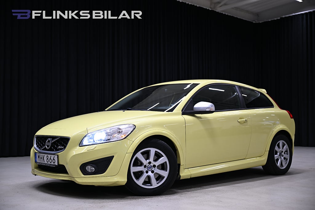 Volvo C30 D4 177HK R-Design Automat|Drag|Värmare|Xenon|HighPerfor