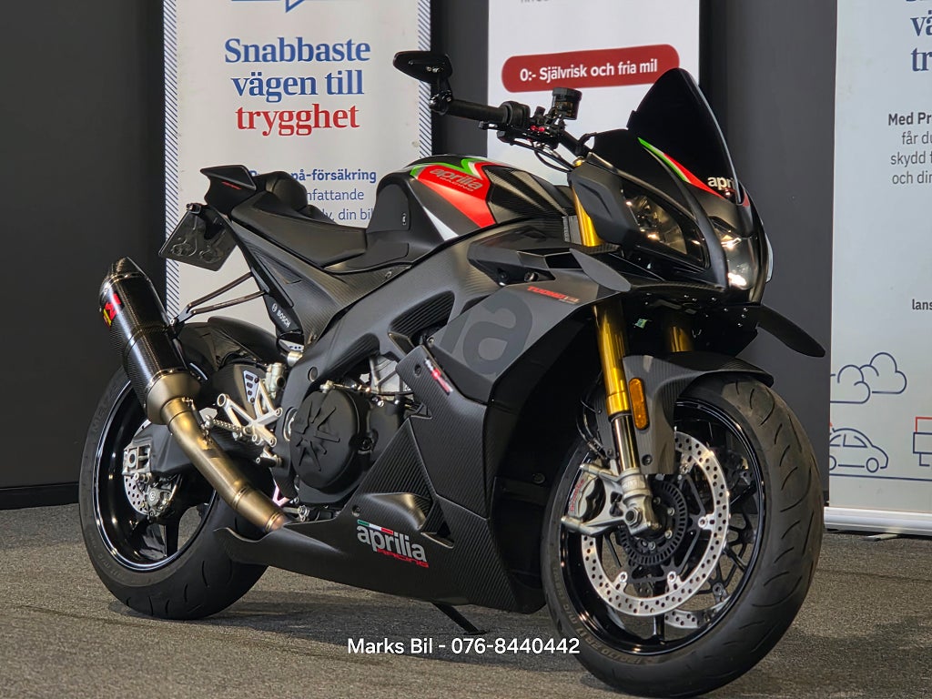 Aprilia Tuono V4 1100 Factory 