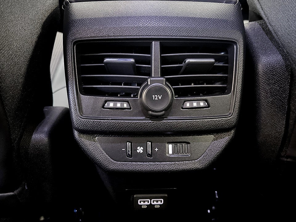 Bild på Peugeot 5008 GT 1.2 PT 130hk Aut 7-SITS B-KAMERA CARPLAY