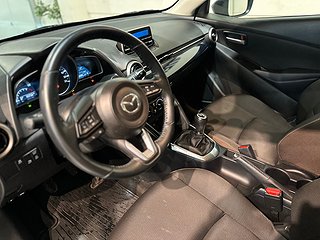 Mazda 2 1.5 SKYACTIV-G Mvärm Kamkedja Farthållare S/V-hjul