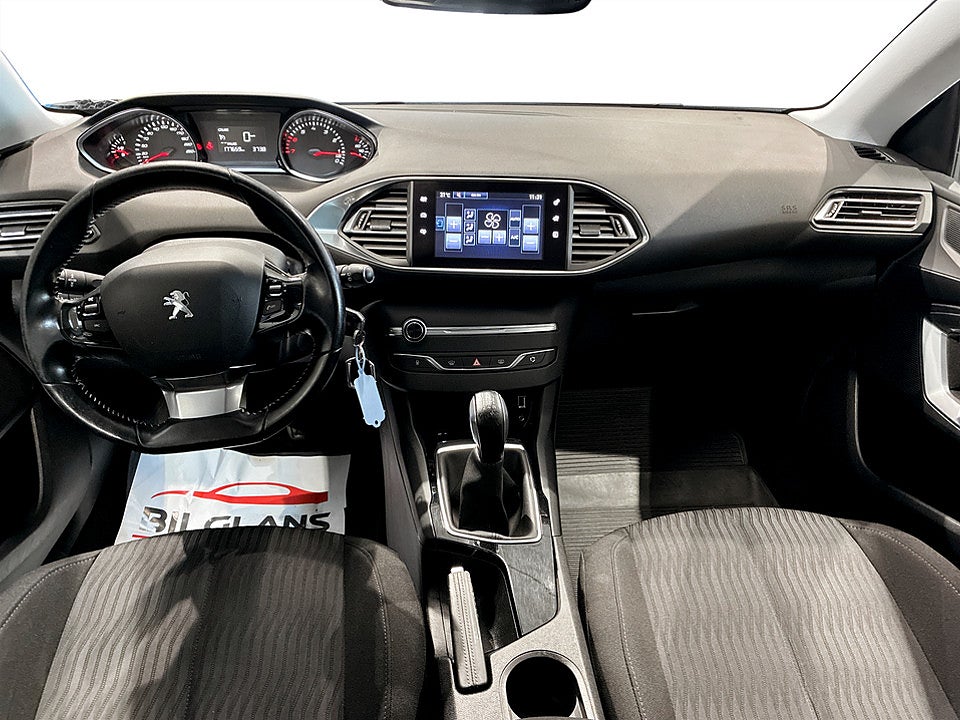 Bild på Peugeot 308 sw Active 1.2 PT 110hk P-SENSORER SÄTESVÄRMARE FRAM