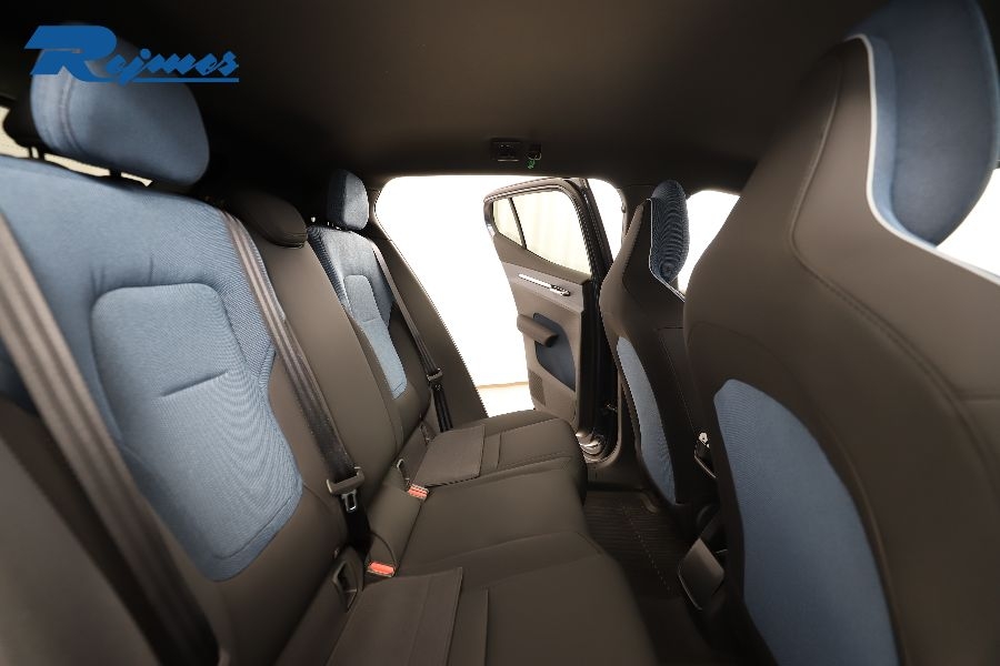 Volvo EX30 P5 RWD Long Range Plus 2027, bild 7/58