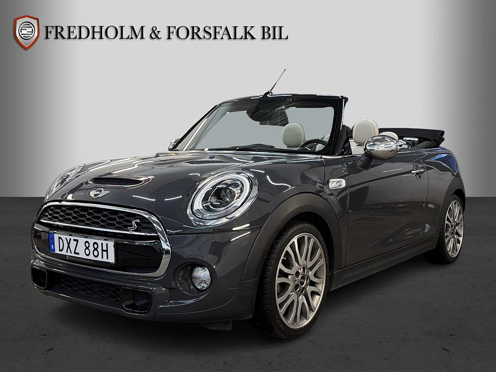 MINI Cooper S S 2.0 Cab Chili 192 HK Navi Keyless Läder 