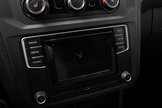 Transportbil - Skåp Volkswagen Caddy 10 av 15
