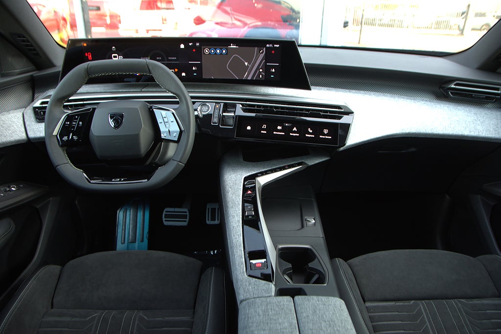 Peugeot 3008 Edition ULTIMATE Hybrid 145hk Aut *Fri service 3 år