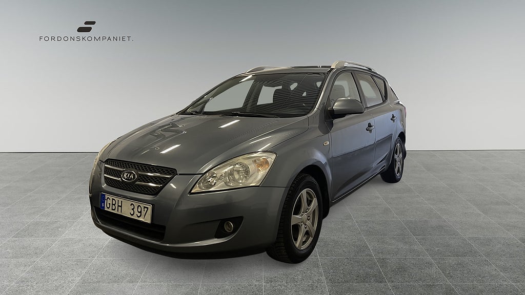 Kia Ceed _sw 1.6 CRDi EX Nybesiktad Dragkrok Parkeringssensor