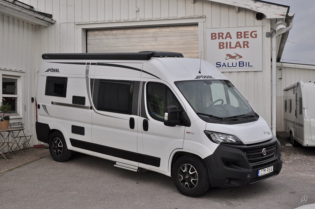 Pössl 2 Win Plus 2,3 140hk 600 Solceller Markis Truma Dusch
