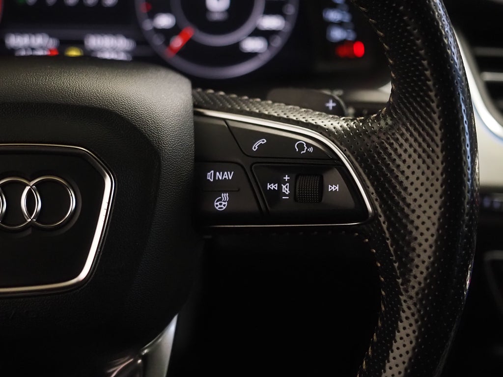 Audi Q7 3.0 TDI V6 272hk Quattro S Line 7-Sits Cockpit Bose Drag 2016