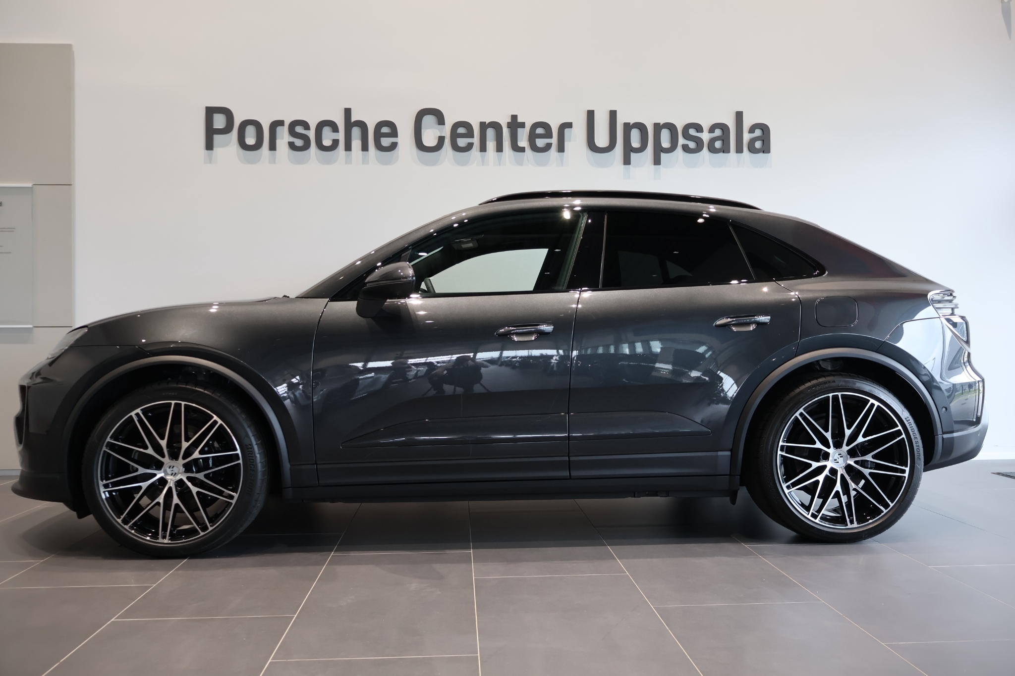 Porsche Macan 4 2026, bild 2/43