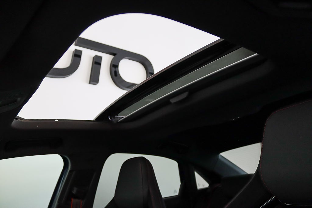 Audi RS3 Sedan RS-Skalstolar Kolfiber Pano Sonos HuD