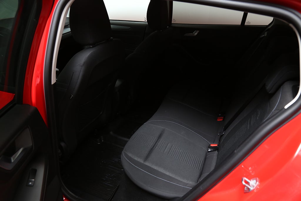 Ford Focus Active 1,0 EcoBoost 125hk Active Kombi Kamera Dragkrok 2020