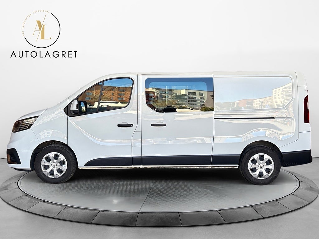 Renault trafic 2023 - miniatyr 2