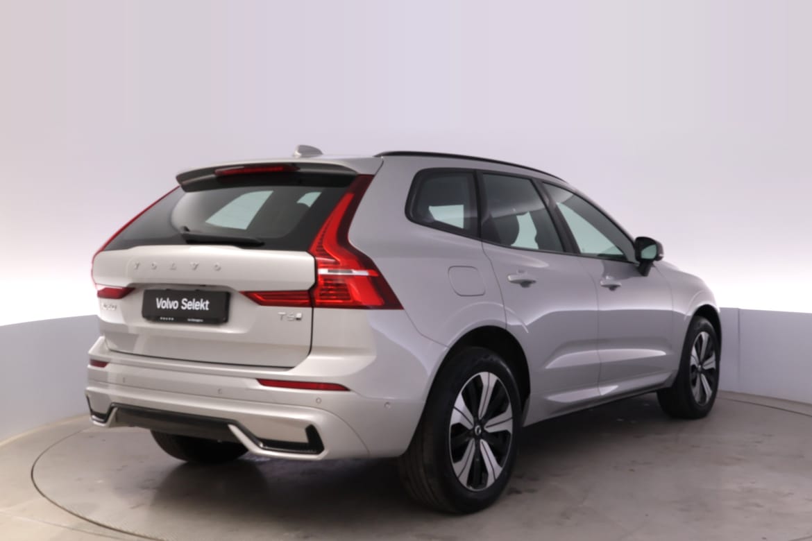 Volvo XC60 T6 Plus Dark 2025, bild 4/10