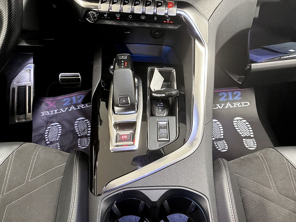 Bild på Peugeot 3008 GT 1.2 PT 130hk Aut B-KAMERA 