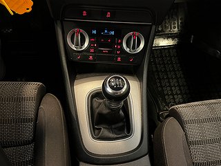 Audi Q3 2.0 TDI quattro Dragkrok/SoV-däck/MoK-värmare