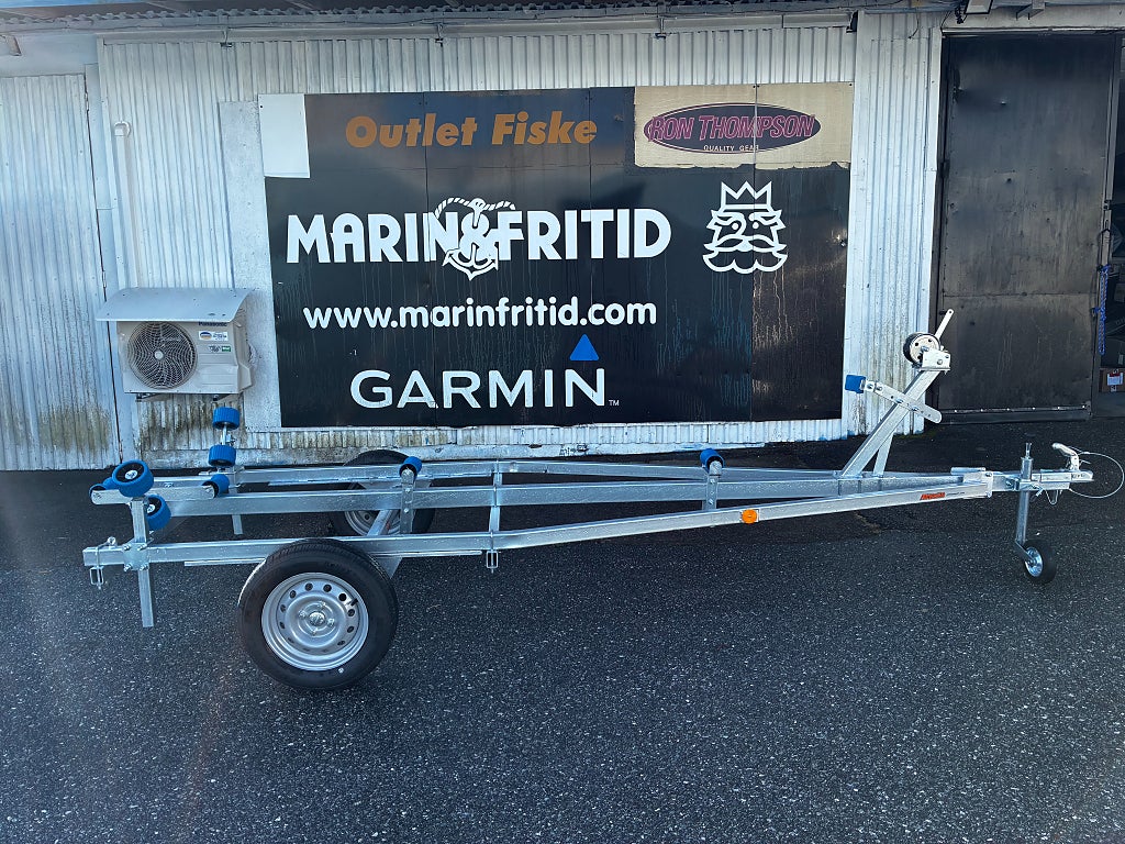 Neptun Marin 750kg  Båtupptagningsvagn 30 km