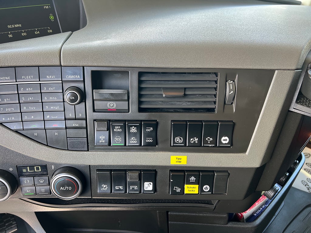Volvo FH13 500 8x4*4 Tridem Lastväxlare Fullt Plogutrustad