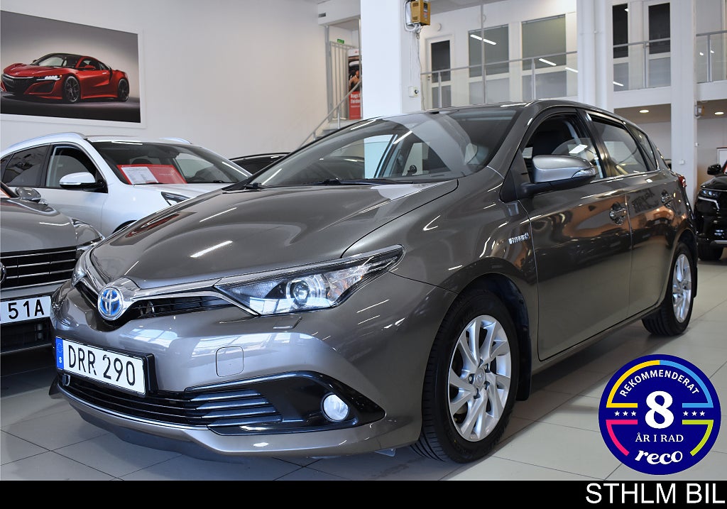 Toyota Auris Hybrid e-CVT Active B-Kamera M-Värmare 3,45% Ränta