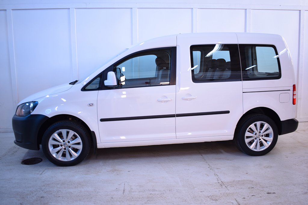 Volkswagen Caddy Life 1.6 TDI 5-Sits Krok Värmare V-hjul