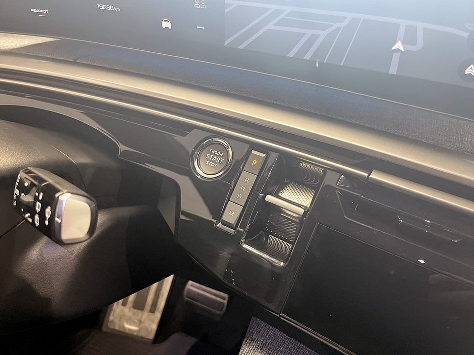 Bild på Peugeot 5008 GT Hybrid 145hk Aut 7-SITS B-KAMERA CARPLAY