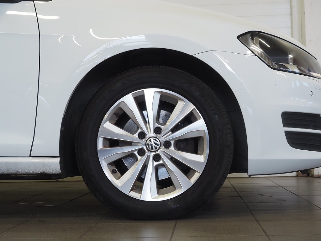 Volkswagen Golf Sportscombi 1.6 TDI 4Motion Dragkrok Kamera D-Värm 2016