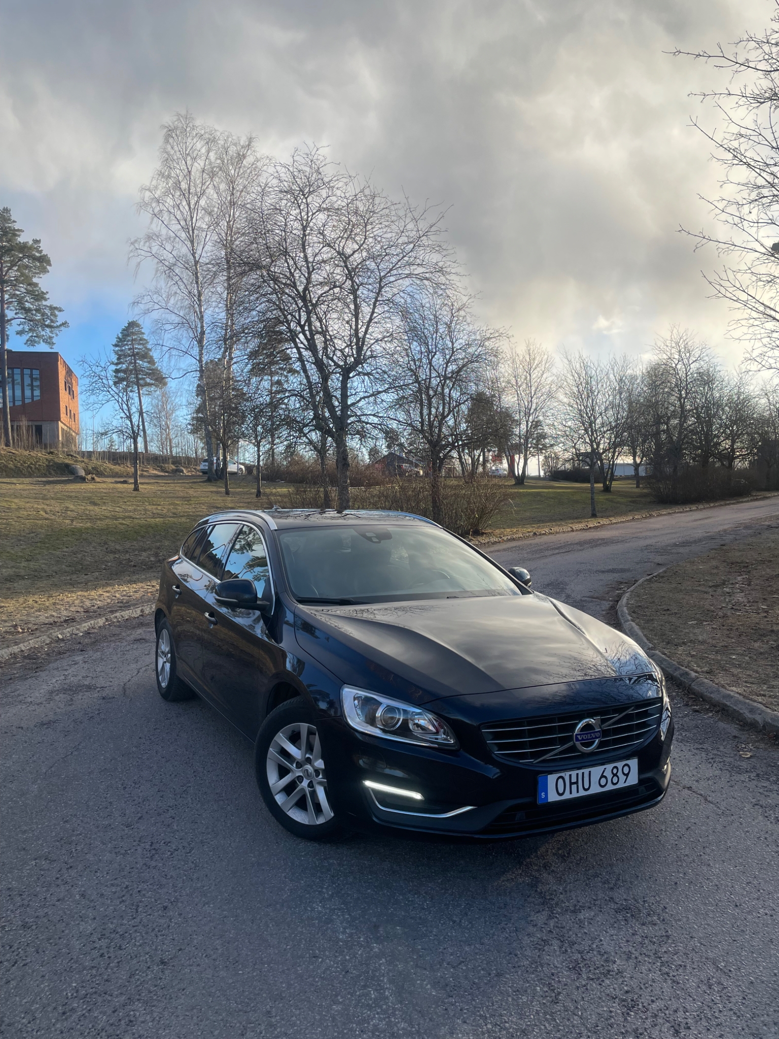 Volvo V60 2017, kuva 2/49