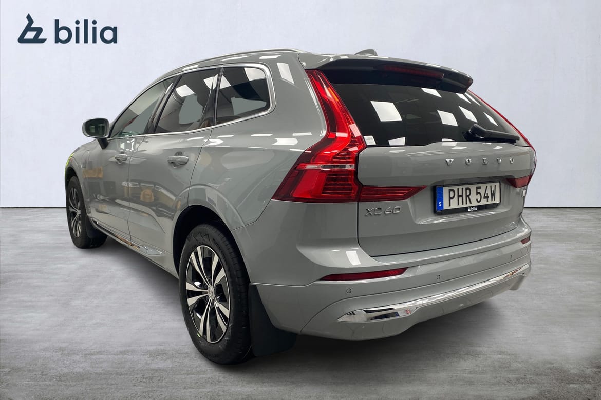 Volvo XC60 Core Edition 2024, bild 2/10
