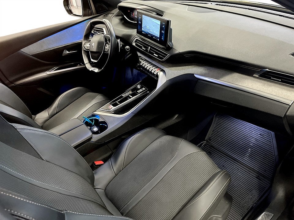 Bild på Peugeot 5008 GT 1.2 PT 130hk Aut - B-KAMERA, CARPLAY