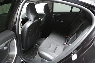 Sedan Volvo S60 Cross Country 20 av 22