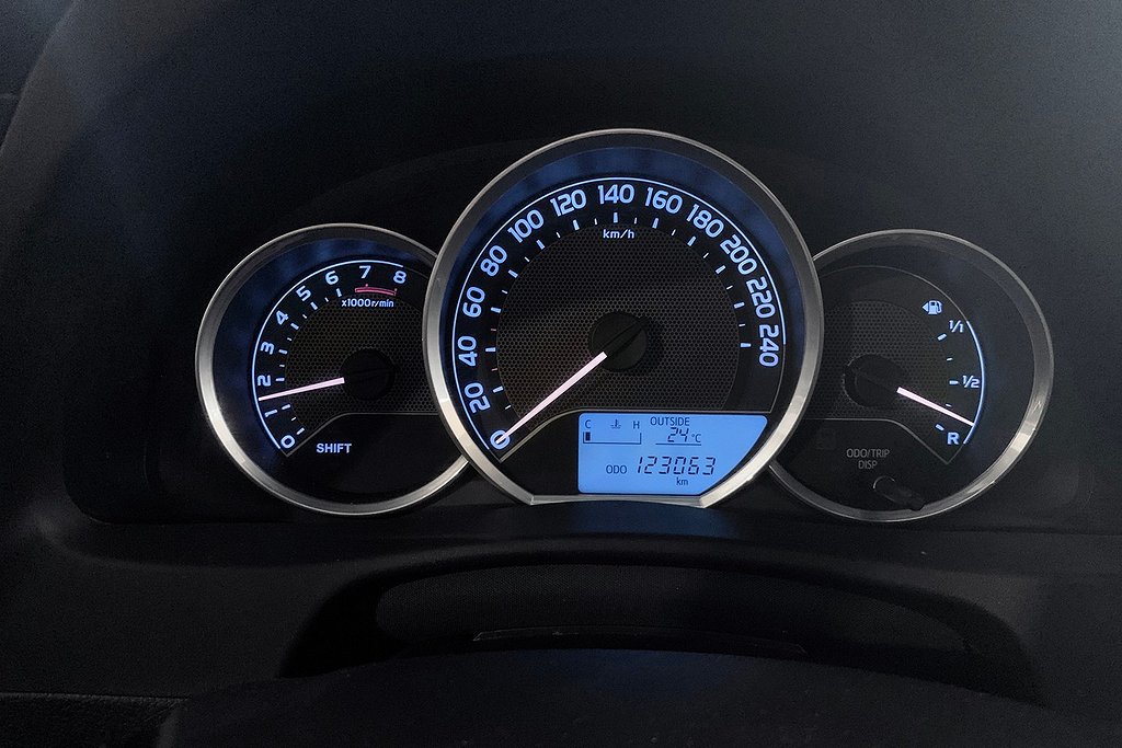 Toyota Auris TS 1.6 Edition Feel 2015