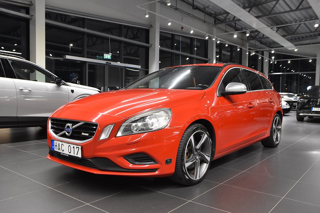 Volvo V60 T3 Momentum, R-Design DRAG