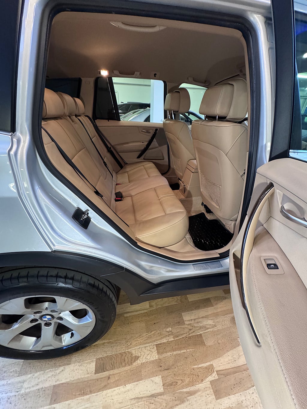 BMW X3 xDrive25i Automatisk, 6-trinn, 218hk, 2010
