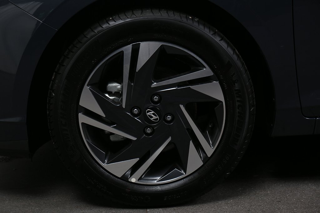 Hyundai i20 1.0T Mildhybrid Essential Automat 2025