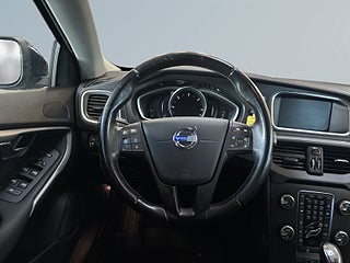 Volvo V40 D2 Powershift Kinetic S&VHjul/NyBytt Kamrem/Dvärm/Psens – bild 10