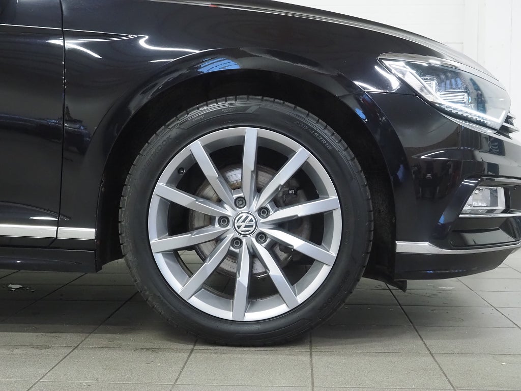 Volkswagen Passat SC TDI 190hk R-Line |Drag|D-värm|Kamera|Cockpit| 2018