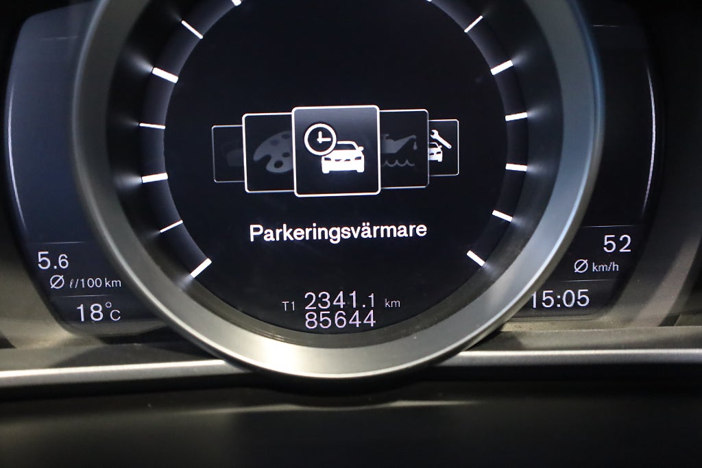 Volvo V40 T3 Momentum Värmare Navi PDC Blåtand 2018