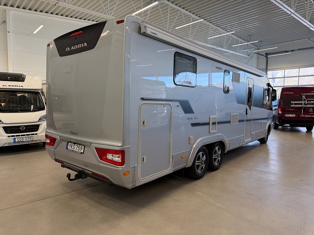 Adria Sonic Supreme 810 SC *AC*Automat*Skinnklädsel*