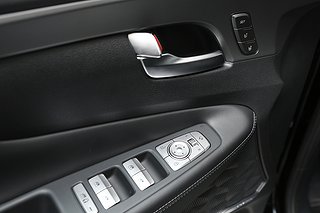 SUV Hyundai Santa Fe 18 av 26