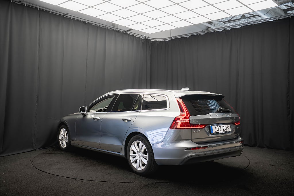 Volvo V60 D3 KAMERA DRAG D-VÄRM BLIS KEYLESS CARPLAY