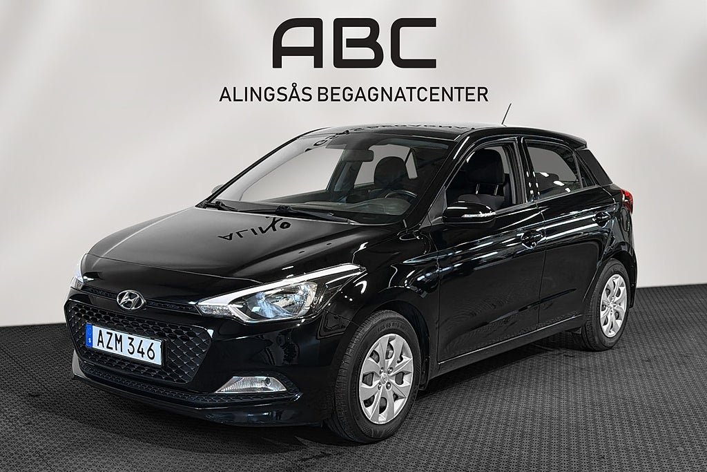 Hyundai i20 1.2 Comfort Euro 6 / Nyservad / sommar & vinterhjul