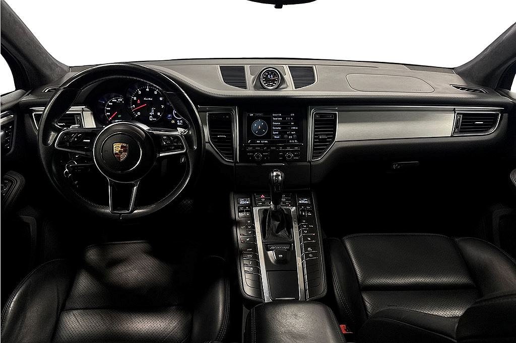 Porsche Macan Turbo 400hk PDK Sport, fr. 2,95%, 12mån garanti