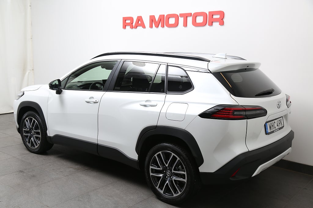 Toyota Corolla Cross 1,8 Hybrid E-CVT 140hk Style Kamera Leasbar 2025