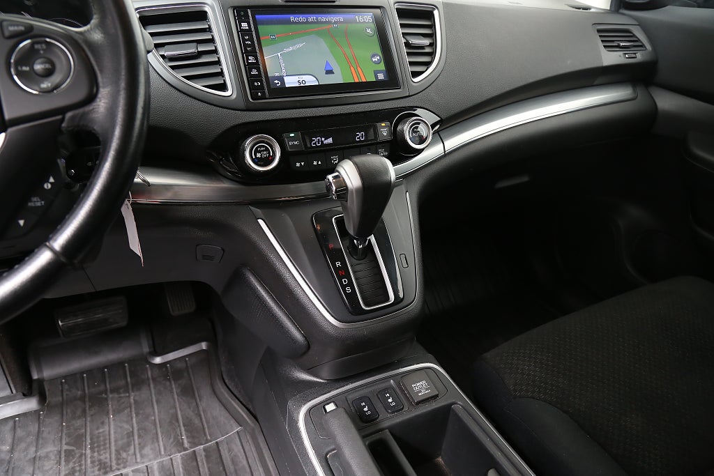 Honda CR-V 2,0 i-VTEC 4WD Elegance Plus Aut 1ägare Motorv Drag 2016