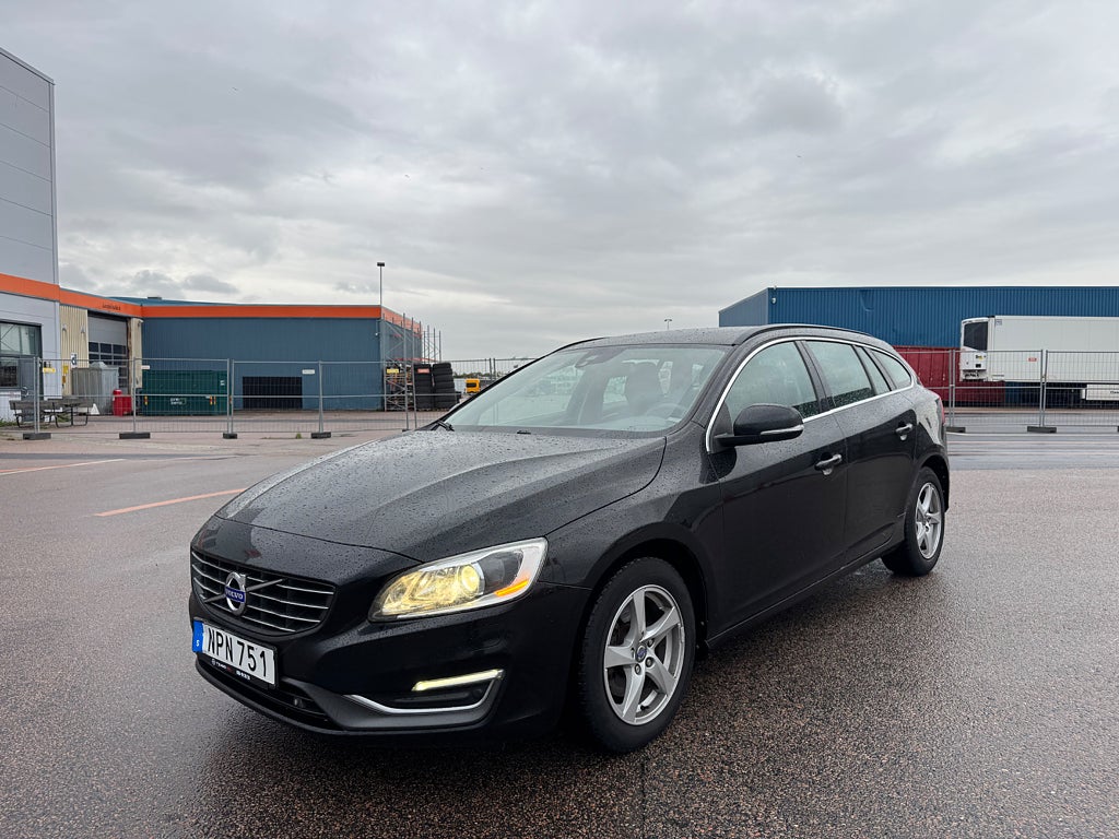 Volvo V60 D4 Momentum Business Edition Euro 6