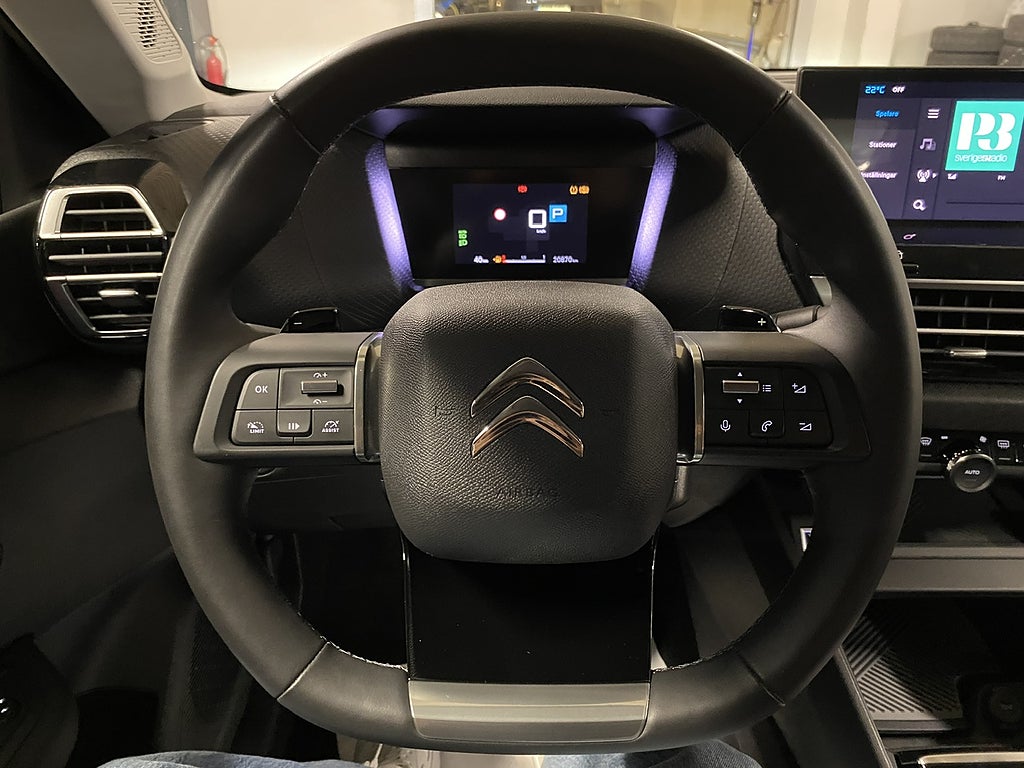 Bild på Citroën C4 X SHINE 1.2 PureTech 130hk AUT Back/Nav