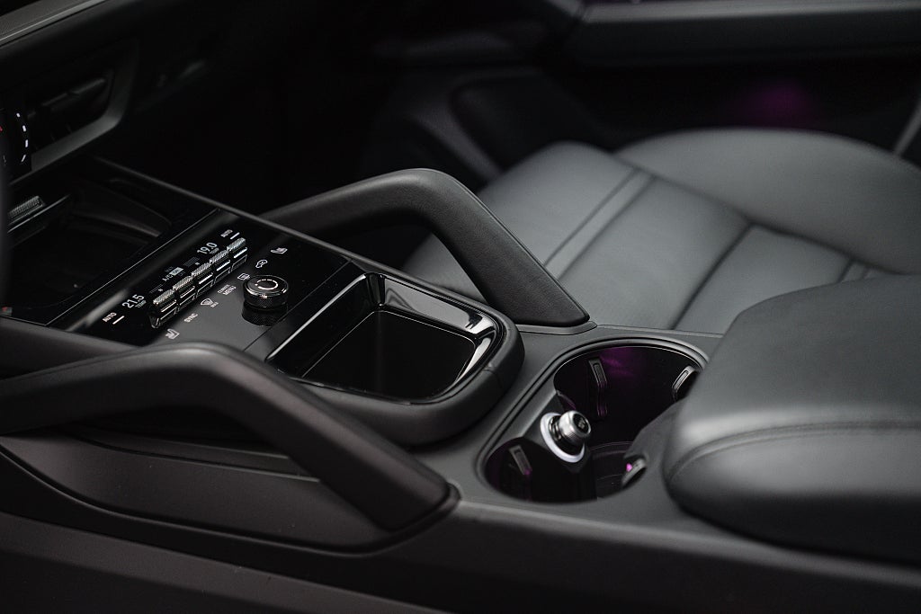 Gallery image 14 of 21