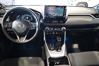 SUV Toyota RAV4 13 av 29